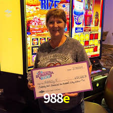 A Ascensão dos Esportes Eletrônicos: Um Novo Paradigma no Entretenimento